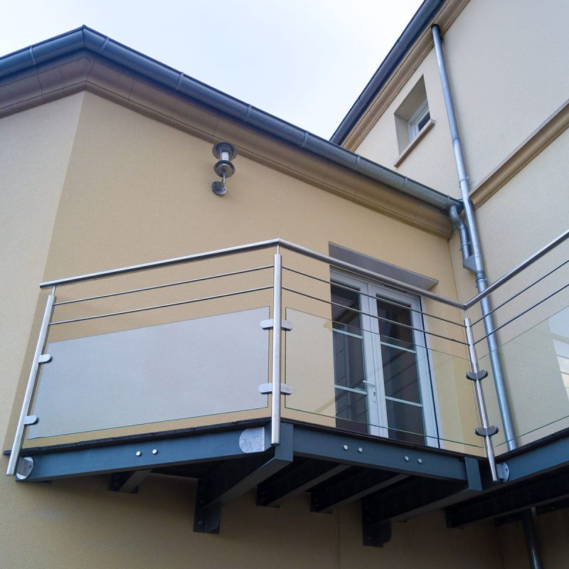 Balcon et garde-corps inox
